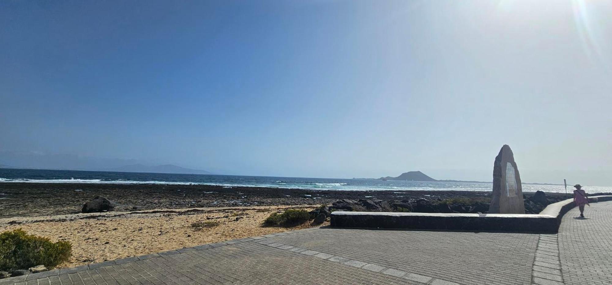Bienvenue Appart Lumineux Avec Ascenseur Et Vue Sur La Mer Corralejo Exterior foto